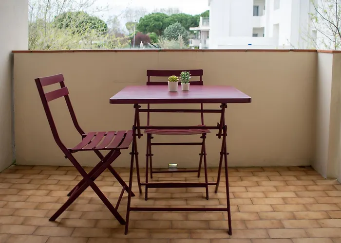 100m Dal Mare Per 8 A Riccione